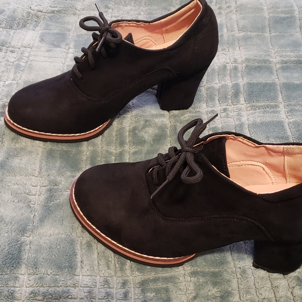 Heeled boot
